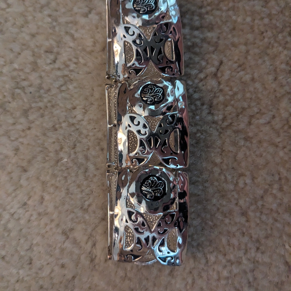 Silver Floral Bracelet